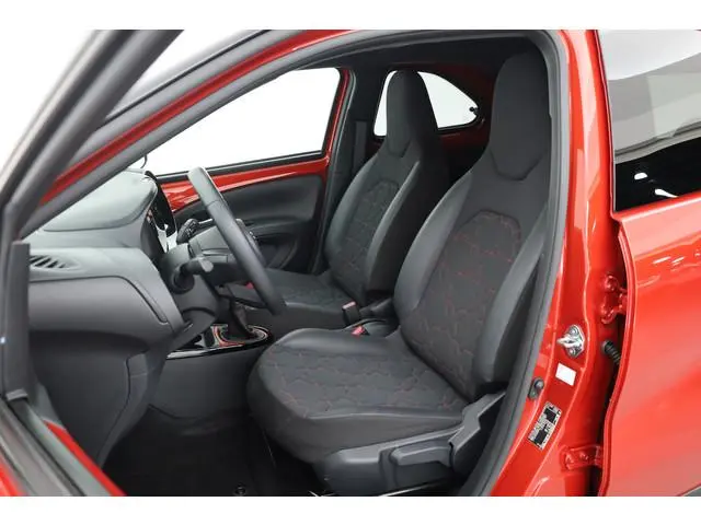 Toyota Aygo X 1.0 VVT-i MT Envy | Rijklaar! | Navi | Apple CarPlay | Two Tone | Adapt. Cruise | Came...