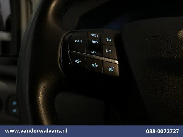 Ford Transit 2.0 TDCI 130pk Bakwagen Laadklep Euro6 Airco | Cruisecontrol | Verwarmde Voorruit Bijri...