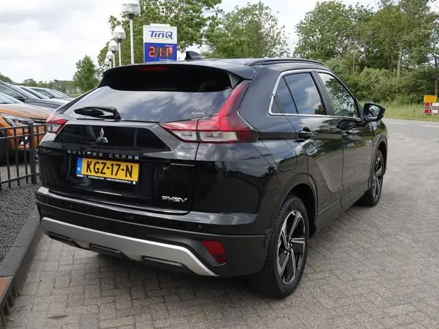 Mitsubishi Eclipse Cross 2.4 PHEV Intense SOH 98,9 % | H-LEER | CAMERA | LMV | NAVI | CRUISE