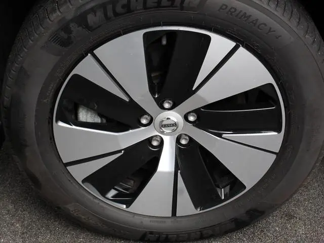 Volvo XC40 1.5 T5 Recharge Inscription Expression Navigatie Harman Kardon Climate control Adaptieve...