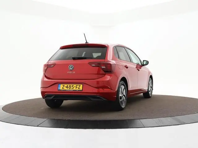 Volkswagen Polo 1.0 TSI 95pk Life · Apple/Android Car Play · ACC · Airco · DAB · P-Sensoren · Active...