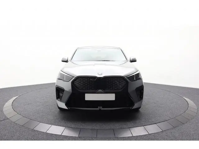 BMW iX2