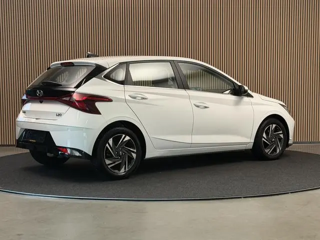 Hyundai i20 1.0 T-GDI 100PK Aut. Advanced | LED | Carplay | Camera | Stoel- & Stuurverw. | Incl. gar...