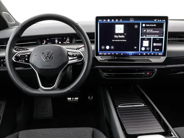 Volkswagen ID.7 Tourer Pro Limited Edition 77 kWh accu 286 PK · Draadloze telefoonlader · 360 camera...