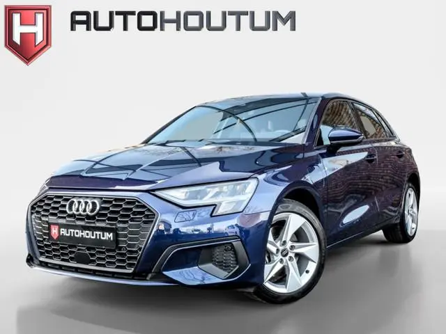 Audi A3 Sportback 40 TFSI e Achteruitrijcamera, Leder