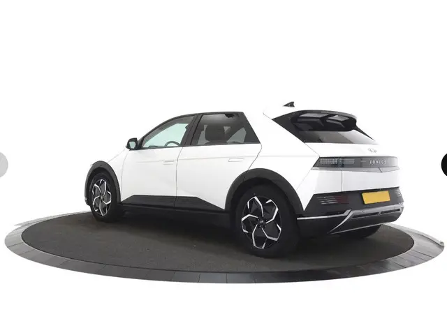 Hyundai IONIQ 5 Style 77.4 kWh Stoel/stuur verwarming / Navigatie / SOH 97%