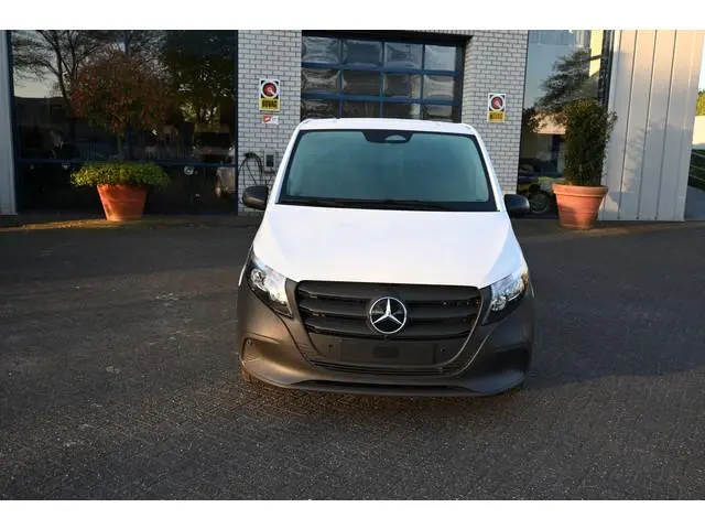 Mercedes-Benz eVito 112 Facelift L2 60 kWh Pro Snellader, Smartphone integratiepakket, Leder stuur,...