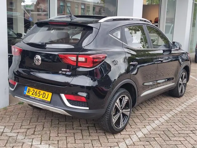 MG ZS EV