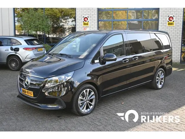 Mercedes-Benz EQV 300 L2 Avantgarde 90 kWh Incl BTW, Luchtvering, Distronic