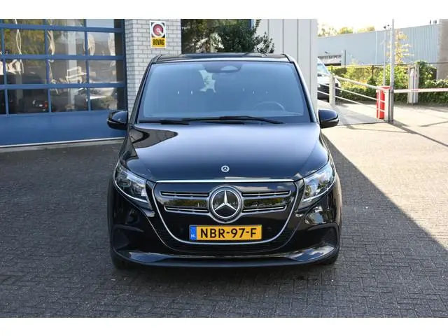 Mercedes-Benz EQV 300 L2 Avantgarde 90 kWh Incl BTW, Luchtvering, Distronic