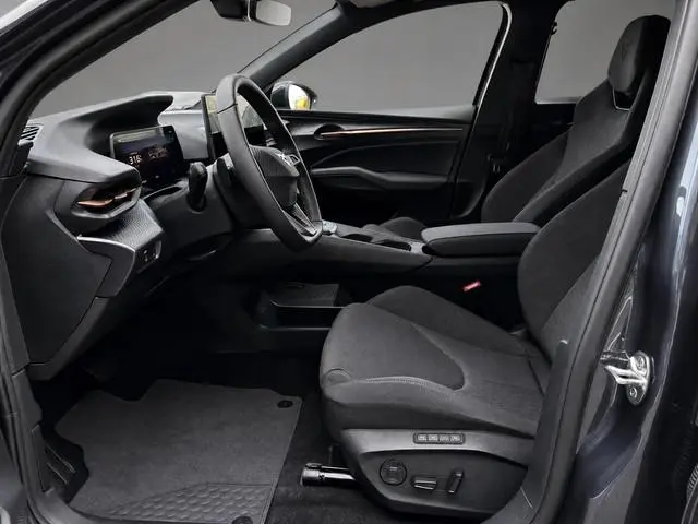 Cupra Raval