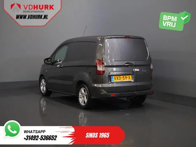 Ford Transit Courier 1.5 TDCI 100 pk Limited Stoelverw./ Voorruitverw./ Navi/ Carplay/ Camera/ Clima...