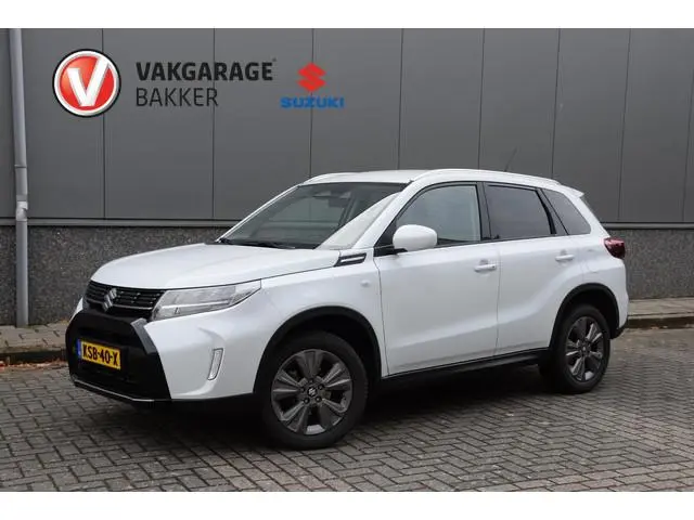 Suzuki Vitara 1.4 Boosterjet Smart Hybrid Select | all season | apple carplay/android | navigatie |
