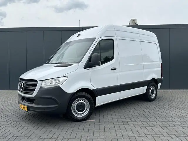 Mercedes-Benz Sprinter 314 CDI 143 PK AUTOMAAT / L1H2 / 1e EIGENAAR / CAMERA / GEVEERDE STOEL / BLIN...