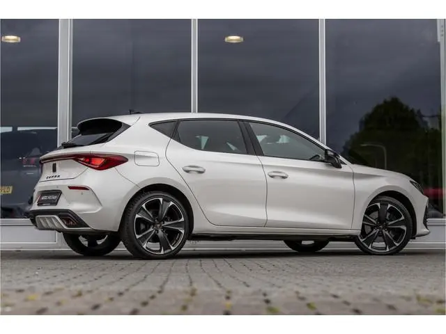 CUPRA Leon 1.4 e-Hybrid VZ Adrenaline | LED | Carplay