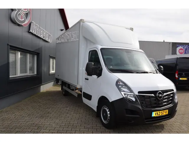 Opel Movano