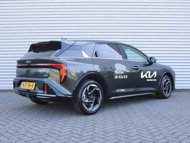 Kia K4 1.0 T-GDi MHEV GT-Line Launch Edition (pano) | Stuur-/stoelverwarming | Camera | LED | 17" LM...