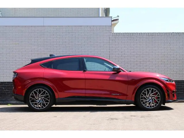 Ford Mustang Mach-E GT Extended AWD 91 kWh | Adaptieve cruise | B&O | 360 camera | Panoramadak | Win...