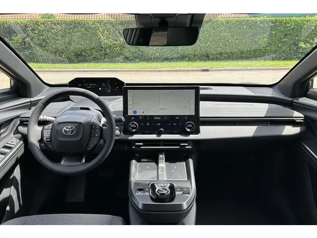 Toyota bZ4X Touring Dynamic Limited Edition AWD 75 kWh, VERWACHT, Nieuw en in november leverbaar met...