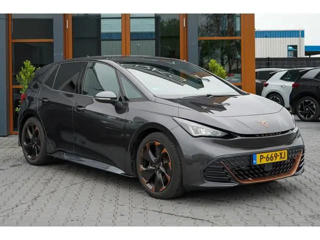 Cupra Born