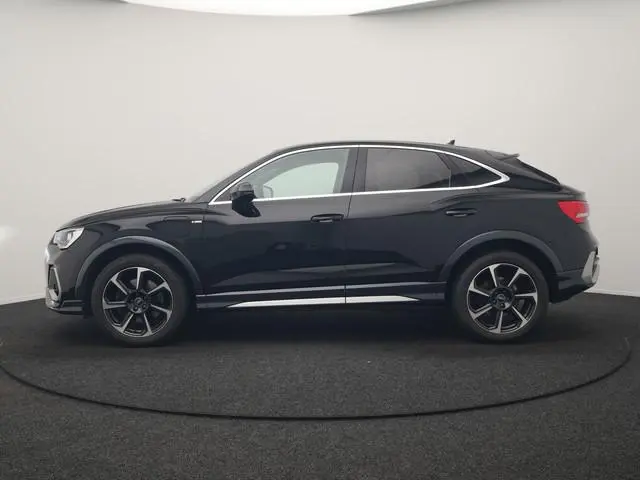 Audi Q3 Sportback 45 TFSI e 2x S Line PHEV 245pk Dealer O.H. | Trekhaak Af Fabriek | Blis | Sportsto...