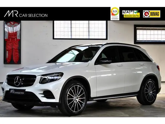 Mercedes-Benz GLC-klasse 250 4MATIC Premium Plus | Panoramadak | Burmester | Trekhaak | Keyless | Tr...