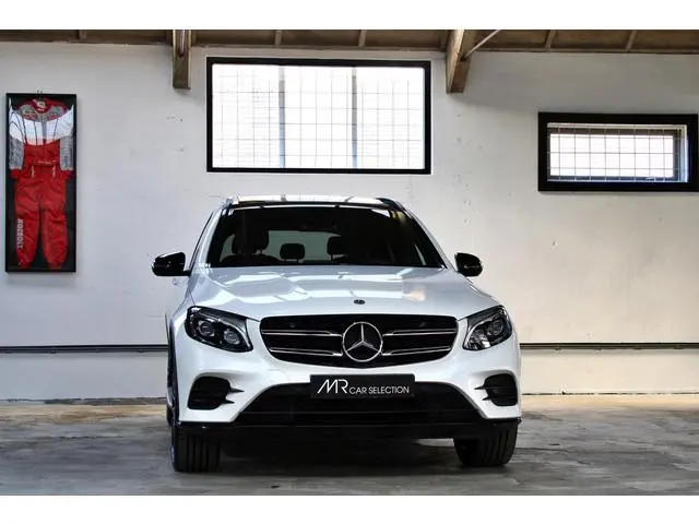 Mercedes-Benz GLC-klasse 250 4MATIC Premium Plus | Panoramadak | Burmester | Trekhaak | Keyless | Tr...