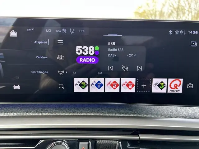 Peugeot e-3008