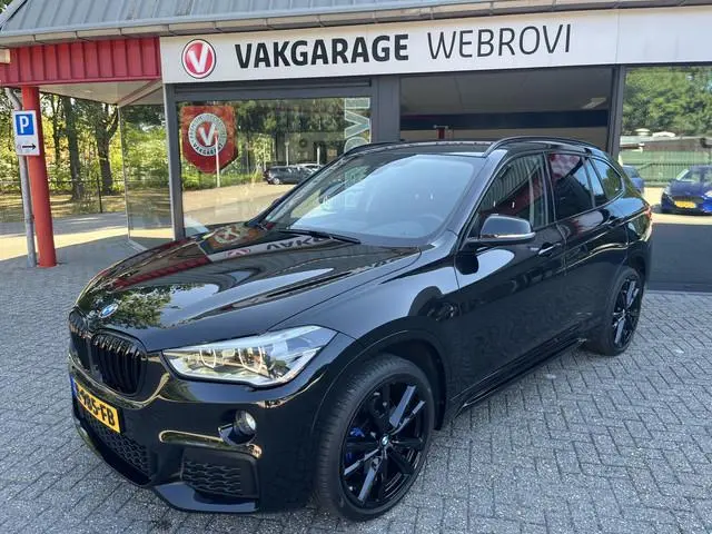 BMW X1 xDrive20i Centennial Sport Line M-Performance