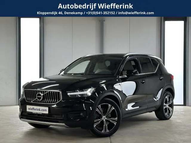 Volvo XC40 1.5 T5 Twin Engine Inscription 262 pk | Leder | Navi | LED |