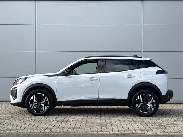 Peugeot 2008 1.2 Hybrid 145 Allure | Camera | Keyless entry | Adaptieve Cruise Control | Apple CarPl...