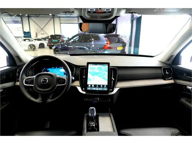Volvo XC90 2.0 T8 AWD 335kW/456pk Aut8 Recharge Ultra Bright 7P LUCHTVERING + HARMAN/KARDON + MASSAG...