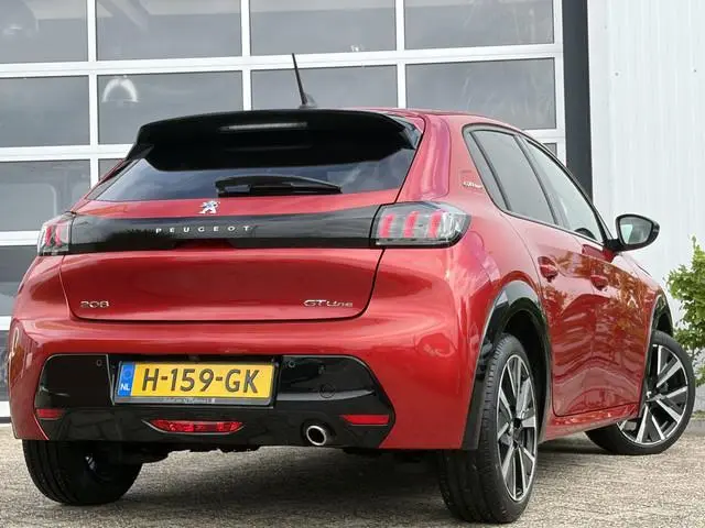 Peugeot 208 1.2 PureTech GT-Line 100pk | Volledig 3D digitaal instrumentenpaneel | Achteruitrijcamer...