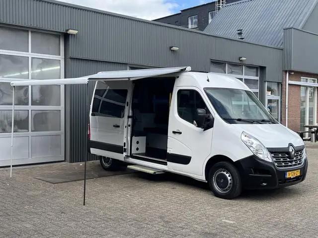 Renault Master T35 2.3 dCi L2H2 18128 km origineel!! BTW vrij!! Ideaal voor camper ombouw!! Airco Cr...