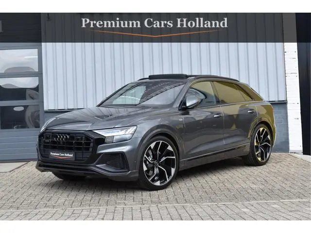 Audi Q8 55 TFSI Quattro 340 Pk S-Line Black Ed Pano Leder HUD Matrix LED 23 Inch