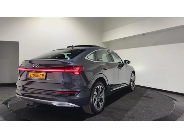 Audi e-tron Sportback 55 quattro Business edition Plus 95 kWh | SOH 92,3 % | Leder interieur | Pano...