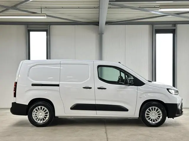 Toyota pro-ace
