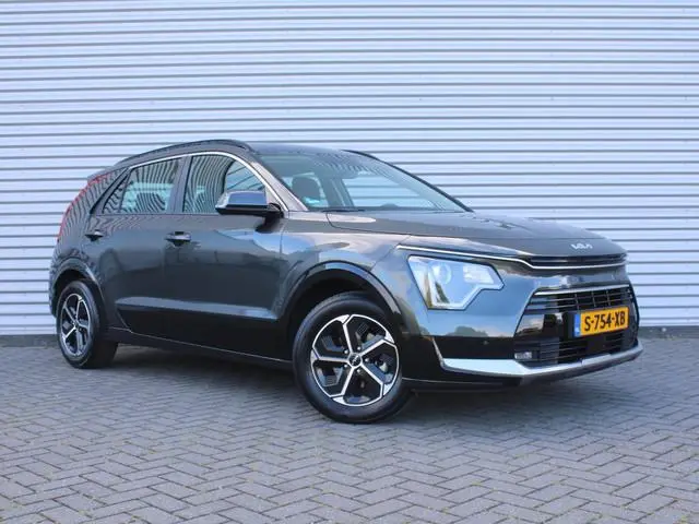 Kia Niro 1.6 GDi Hybrid DynamicLine | Camera | Clima | Cruise | Navi | 16" LM | Keyless | Apple Carp...