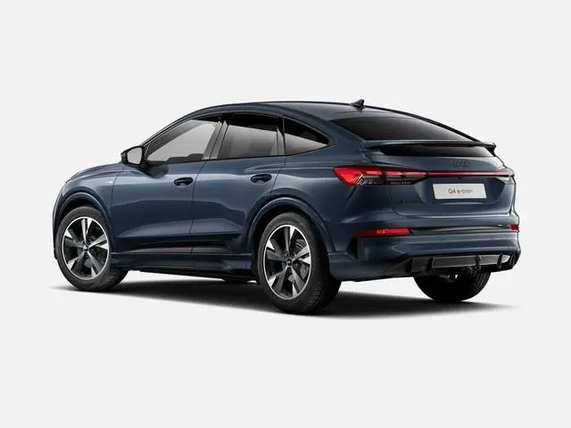 Audi Q4 Sportback e-tron S edition performance 286 PK · Trekhaak elek. wegklapbaar · Privacy glas ·...