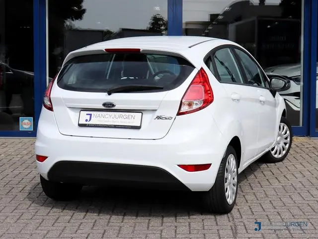 Ford Fiesta 1.0 Style | Essential | Airco | Navi | Bluetooth | USB | Handsfree | Spraakbediening | V...