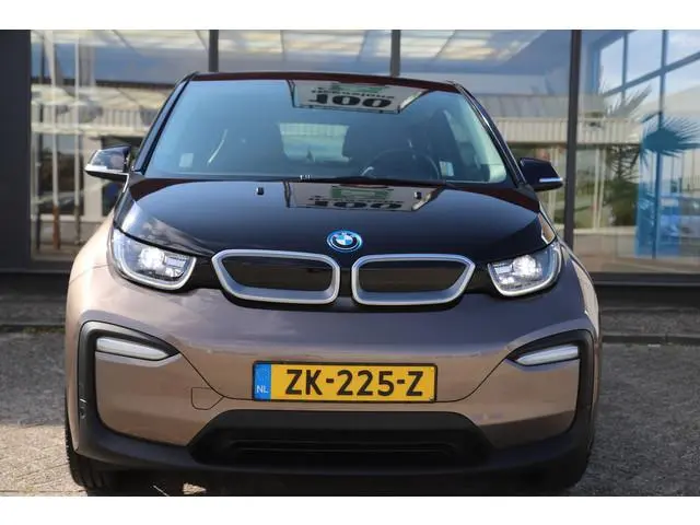 BMW i3 Executive 120Ah 42 kWh/Leder/Navi-Pro/W-pomp/Camera/3-Fase/20"