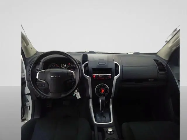 Isuzu D-Max