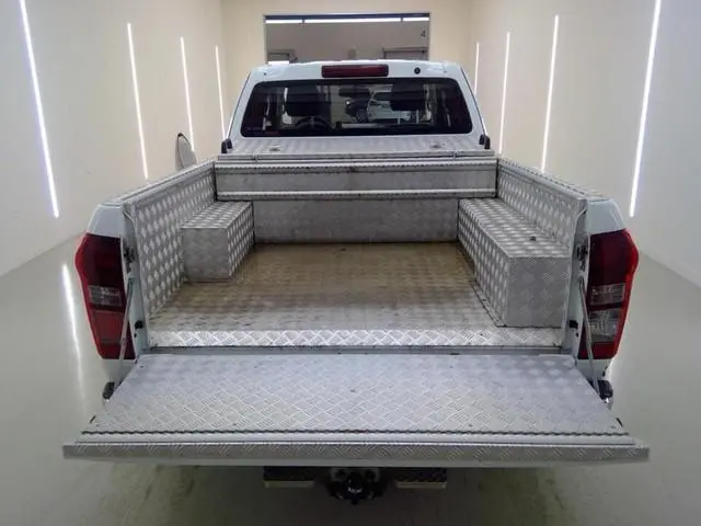Isuzu D-Max