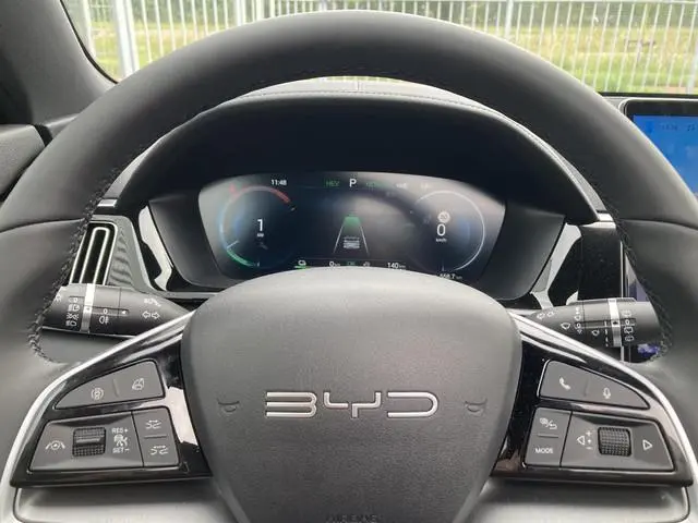 BYD SEAL U
