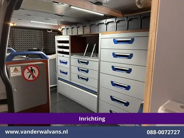 Ford Transit Custom 2.0 TDCI 130pk L2H1 Inrichting Euro6 Airco | Camera | 2800kg Trekhaak | LED | Cr...