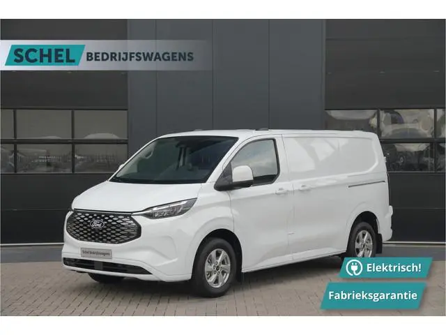 Ford E-Transit Custom 320 L1H1 Limited 71 kWh 218pk  - 2x Schuifdeur - Trekhaak - Camera - Carplay -...
