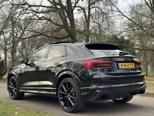 Audi RSQ3