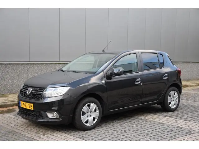 Dacia Sandero 0.9 TCe Laureate | RIJKLAARPRIJS!! | Dealer onderhouden & NL-auto | Trekhaak |