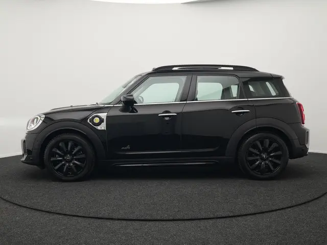 MINI Mini Countryman 2.0 Cooper S E ALL4 Chili PHEV 222pk | Panodak | Adaptive Cruise | Head-up Disp...