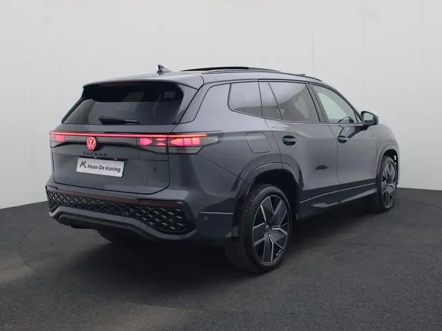 Volkswagen Tayron 1.5eHybrid 200kW/272PK R-Line DSG · Panoramadak · Massagefunctie · Camera + Parkee...